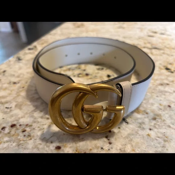 Gucci White Belt with Gold Buckle - Picture 2 of 8